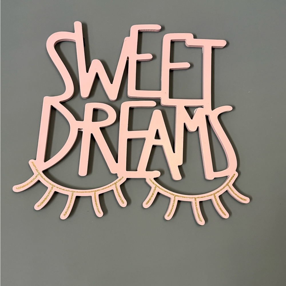 Sweet dreams wooden wall art